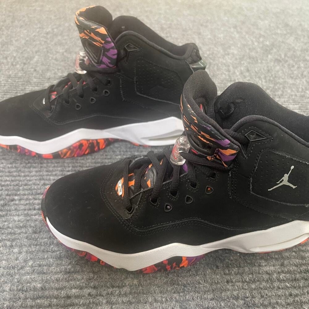Youth Size 4.5 Air Jordan B’Loyal Sneakers